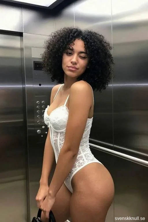 Lina28_Skåre, 28 ans à Skåre