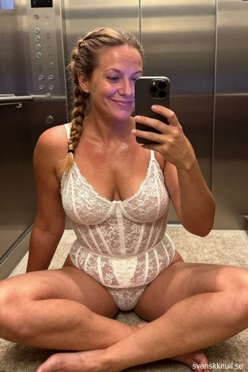 Lina47Handen23, 47 ans à Handen